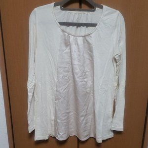 Cut and sewn Top Blouse